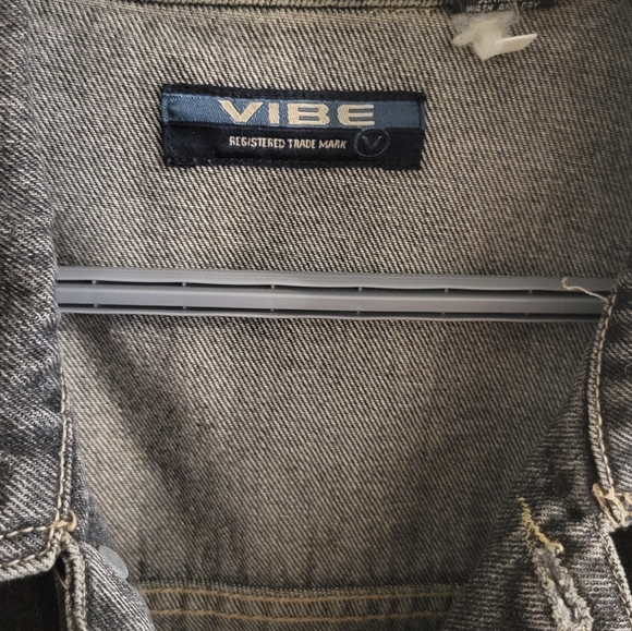 Vintage Vibes Jean Jacket - Picture 4 of 5